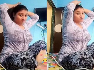 Watch a hot Indian aunt with yam-sized