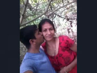 Dewar bhabhi practices thrilling outdoor