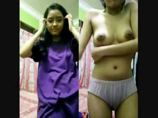 Desi college girl flaunts her large