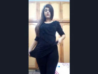 Pakistani gf flaunts her ginormous boobs
