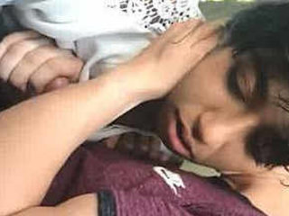 Pakistani babe luvs giving head to her