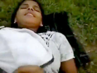 Indian woman gets super-fucking-hot and