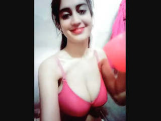 Pakistani school beauty showcases her