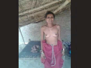 Aged auntie displays her big boobs and