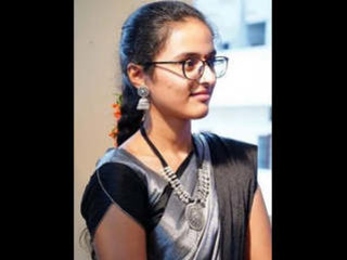 Indian teen studies sheer pleasure with