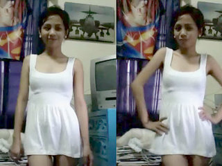 Indian gf films her tempting spectacle