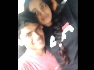 Bengali lovers' outdoor escapade in car