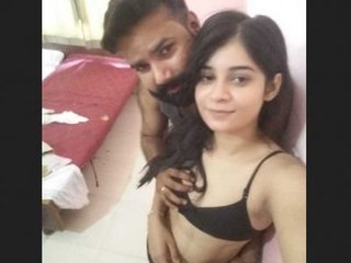 Desi couple's spunky very first meeting