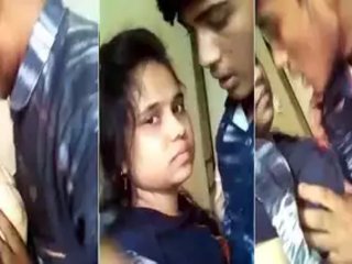 Bangladeshi school schoolgirl gives a bj