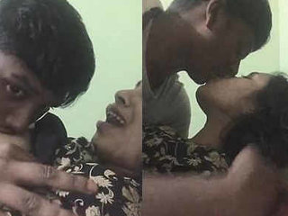 Indian duo indulges in sultry smooching