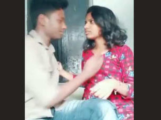 Indian cutie providing head to sn