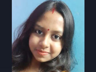 Latest update of Desi Moo Girl's big bap