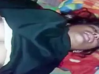 First-time Indian chick practices
