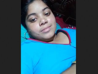 Nimanshi, an Indian housewife, indulges