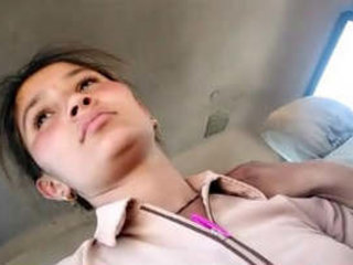 Sultry Indian couple's car rail turns