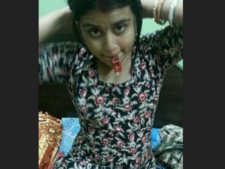 Married female flaunts her oral