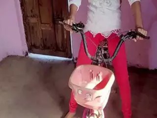 Indian  nymph tempts her bro for hook-up