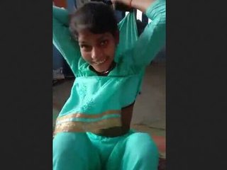 Pretty online performer indulges in