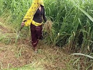 Desi sister-in-law chats muddy and  your