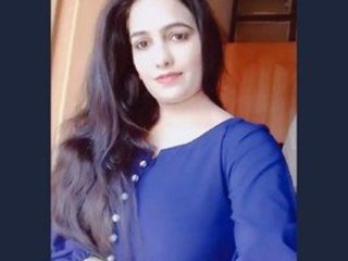 Stunning and adorable Pakistani sister's